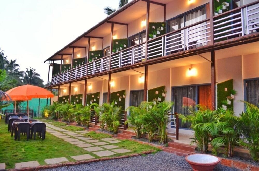 Отель Artisan Resort & Cafe 3*